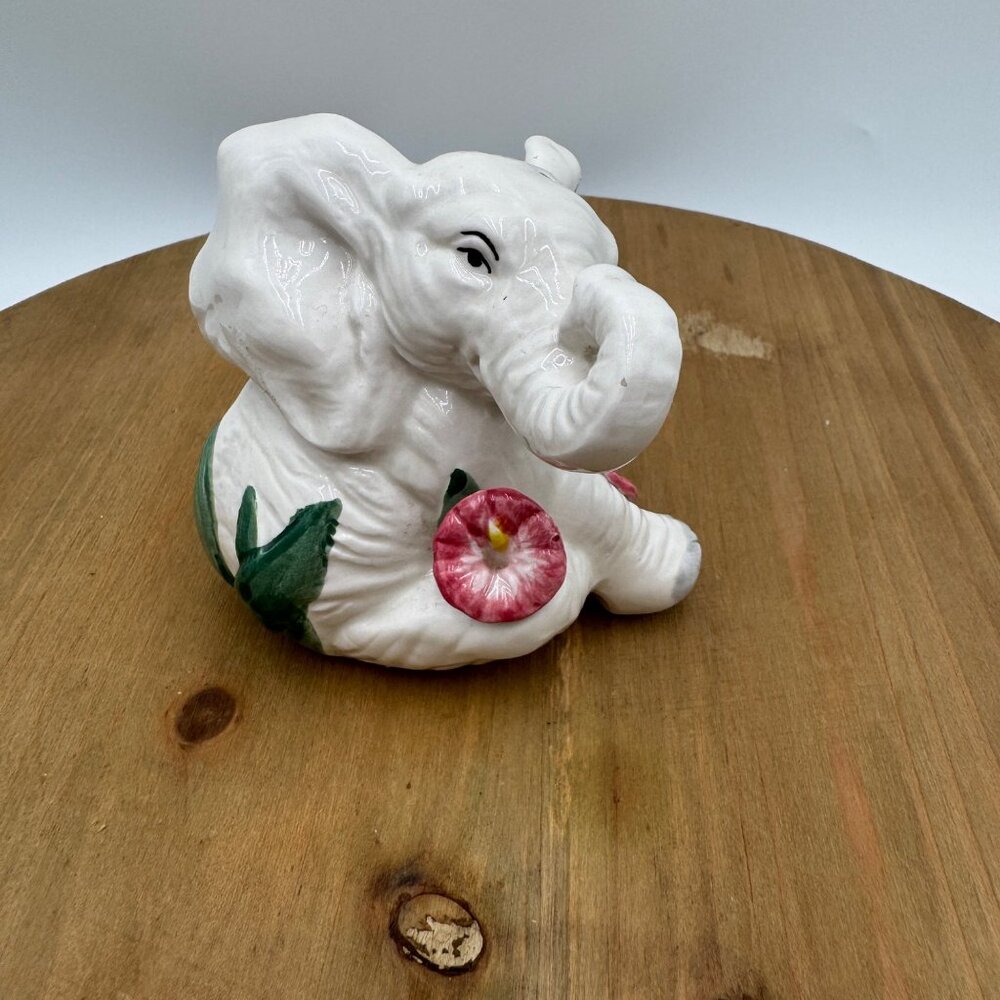 Scarce Fitz and Floyd White Elephant salt shaker from the Rainforest Collection